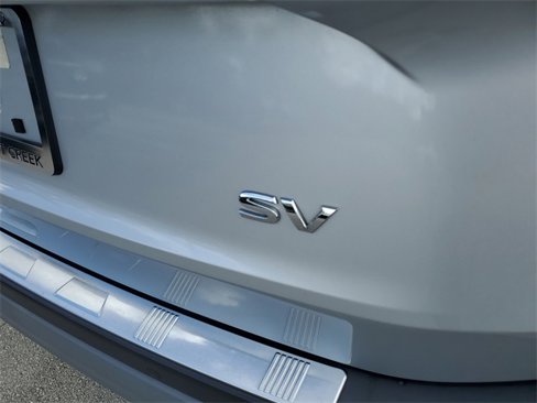 Used 2021 Nissan Rogue SV image 5