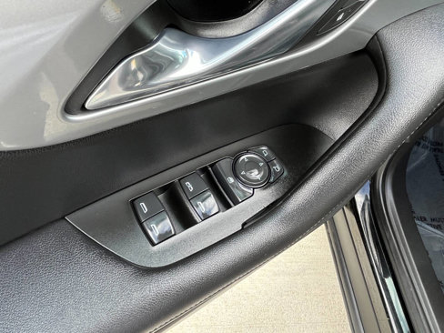 Used 2019 Chevrolet Blazer LT image 23
