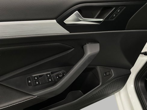 New 2025 Volkswagen Jetta Sport image 28