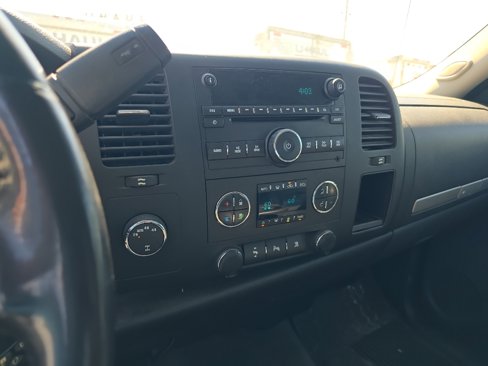Used 2011 GMC Sierra 1500 SLE w/ Max Trailering Pack image 8