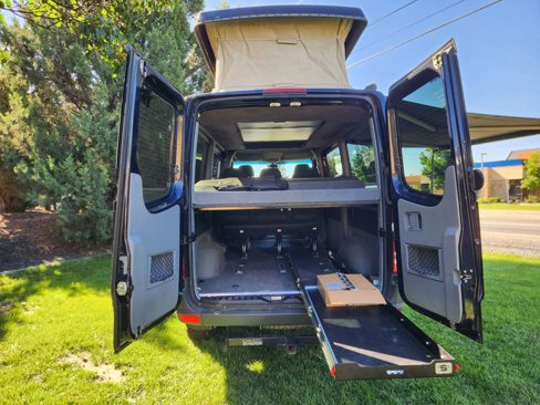 Used 2015 Mercedes-Benz Sprinter 2500 image 26
