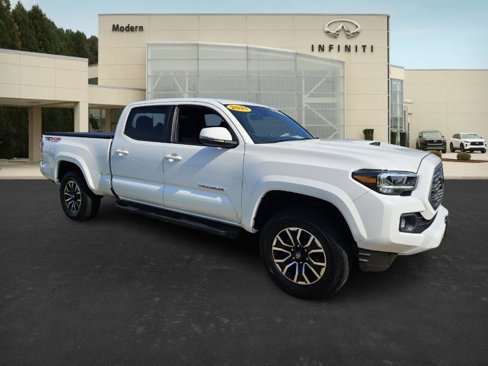 Used 2021 Toyota Tacoma TRD Sport image 2