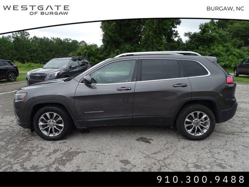 Used 2019 Jeep Cherokee Latitude Plus w/ Comfort/Convenience Group image 5