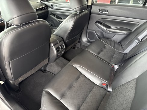 Used 2023 Nissan Altima 2.5 SL image 10