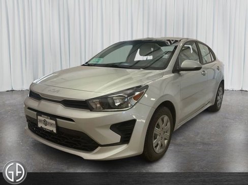 Used 2023 Kia Rio S image 1