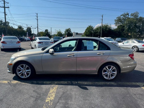 Used 2012 Mercedes-Benz C 300 4MATIC Sedan image 8