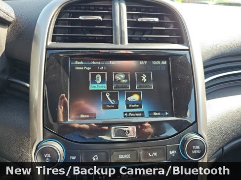 Used 2015 Chevrolet Malibu LT w/ Power Convenience Package image 19