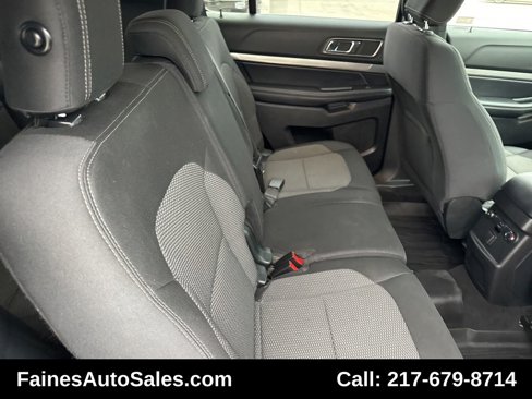 Used 2018 Ford Explorer XLT image 62