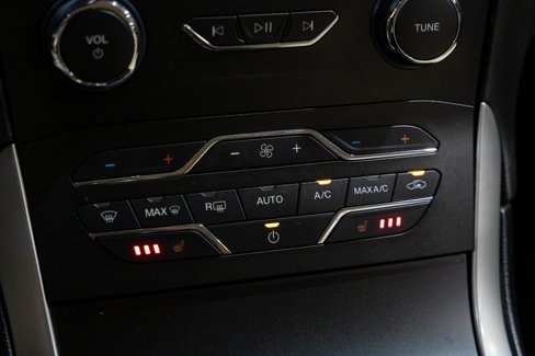 Used 2019 Ford Edge SEL w/ Equipment Group 201A image 15