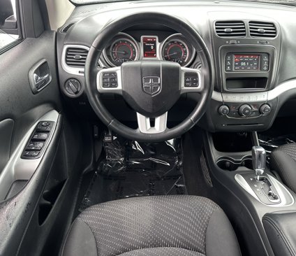 Used 2016 Dodge Journey SE w/ Flexible Seating Group image 21