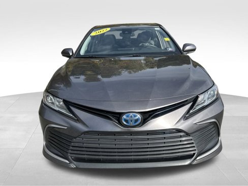 Used 2022 Toyota Camry LE image 8