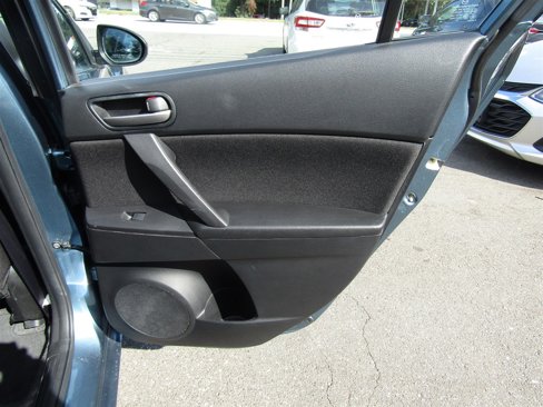 Used 2011 MAZDA MAZDA3 i Touring image 21