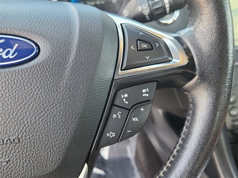 Used 2020 Ford Fusion Titanium image 21