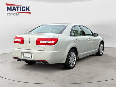Used 2006 Lincoln Zephyr image 7