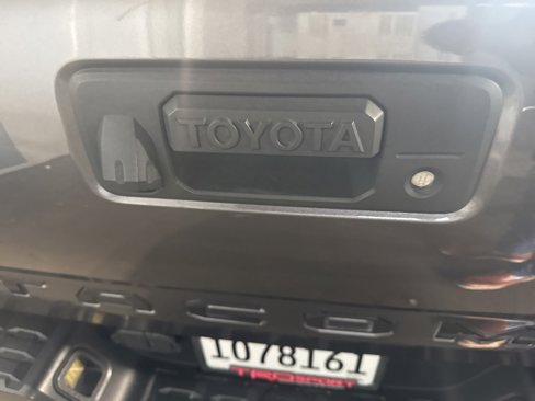 Used 2021 Toyota Tacoma TRD Sport image 23