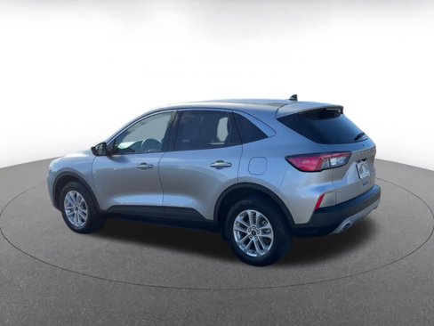 Used 2022 Ford Escape SE image 10