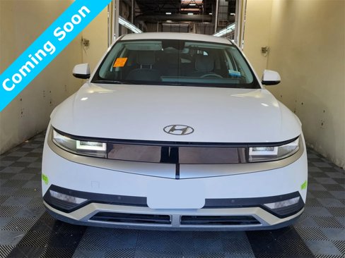 Used 2023 Hyundai Ioniq 5 SEL image 2