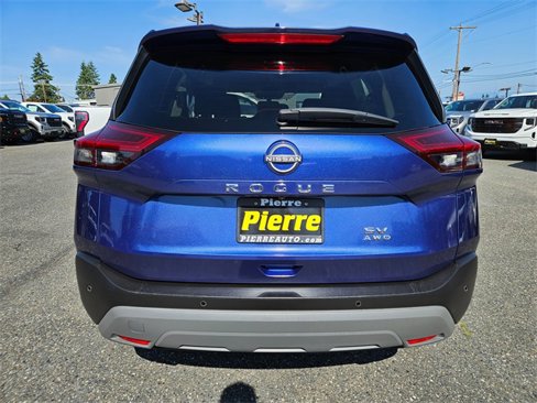 Used 2023 Nissan Rogue SV image 4