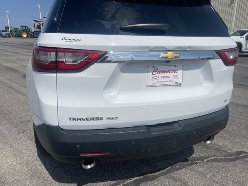 Used 2018 Chevrolet Traverse LT image 12