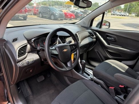 Used 2018 Chevrolet Trax LS image 10