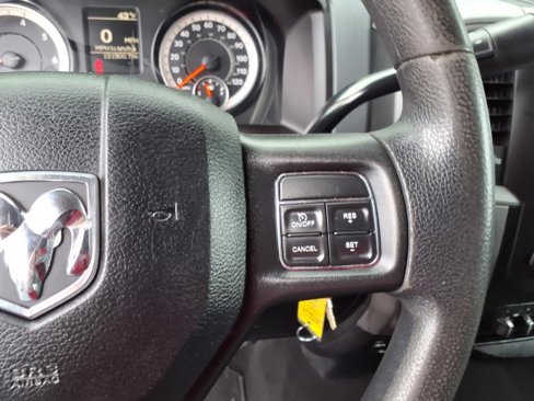 Used 2018 RAM 2500 Tradesman w/ Chrome Appearance Group image 28