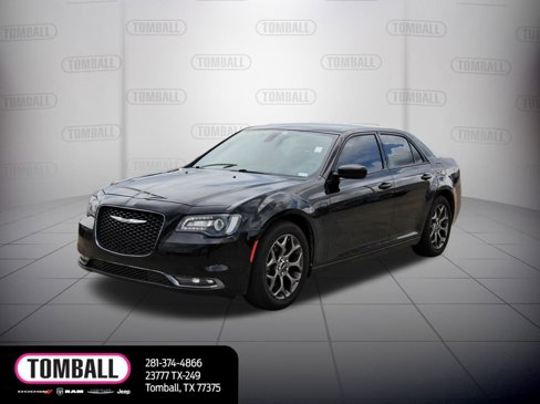 Used 2017 Chrysler 300 S image 3