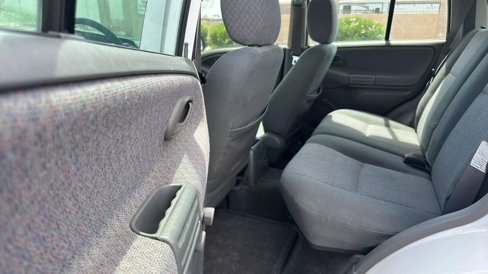 Used 2001 Chevrolet Tracker 2WD image 31