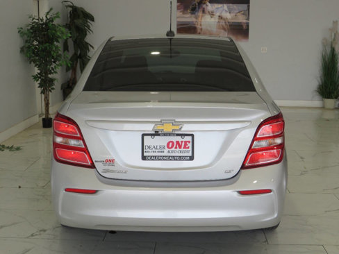 Used 2017 Chevrolet Sonic LT image 4