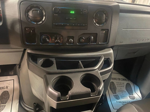 Used 2012 Ford E-250 and Econoline 250 w/ PWR Group image 17