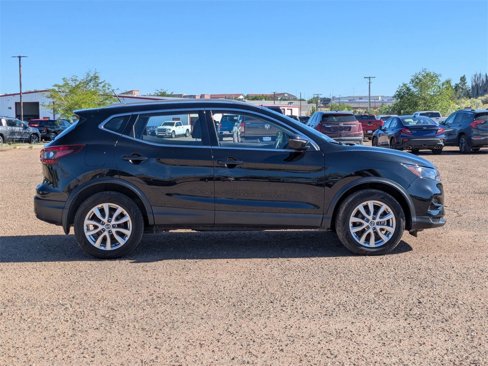 Used 2021 Nissan Rogue Sport SV image 5