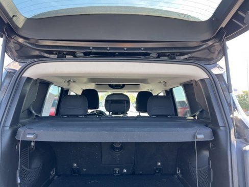Used 2016 Jeep Renegade Latitude image 17