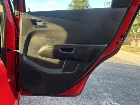 Used 2013 Chevrolet Sonic LT image 12