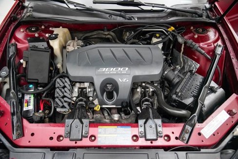 Used 2005 Pontiac Grand Prix image 11