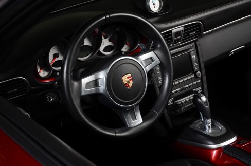 Used 2010 Porsche 911 Turbo image 22
