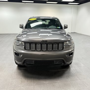 Used 2019 Jeep Grand Cherokee Altitude image 8