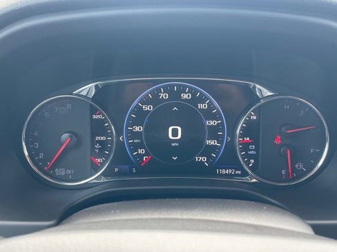 Used 2020 GMC Acadia SLT w/ Driver Alert Package II image 11