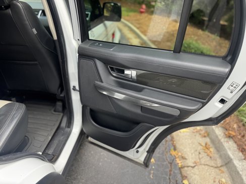Used 2013 Land Rover Range Rover Sport Supercharged image 24
