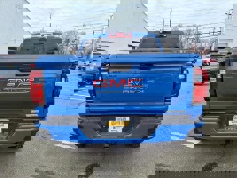 New 2025 GMC Canyon Elevation w/ Convenience Package image 5