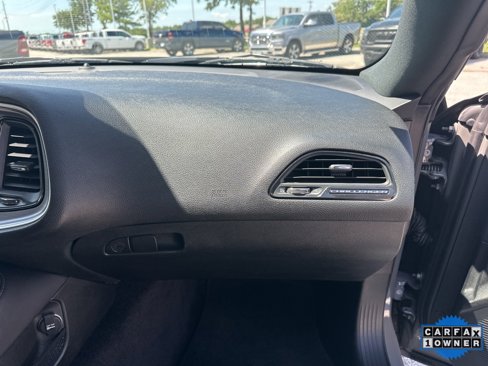 Used 2018 Dodge Challenger SXT w/ Blacktop Package image 48
