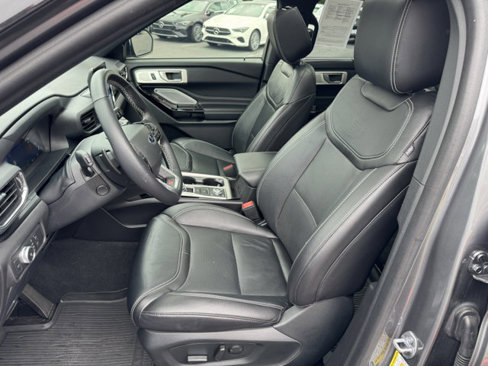 Used 2022 Ford Explorer ST w/ Equipment Group 401A image 17