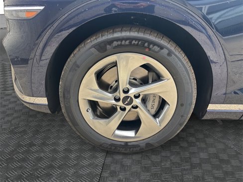 New 2026 Genesis GV70 2.5T Select image 9