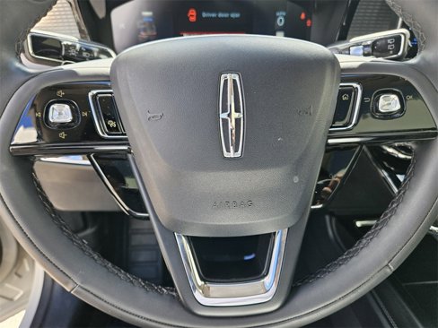 Certified 2023 Lincoln Corsair FWD w/ Equipment Group 101A image 22