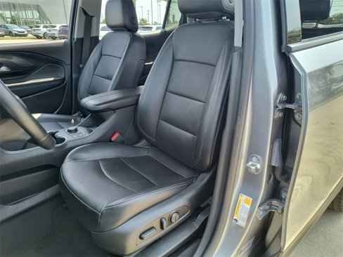 Used 2023 GMC Terrain SLT image 23