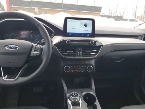 Used 2022 Ford Escape SEL image 12