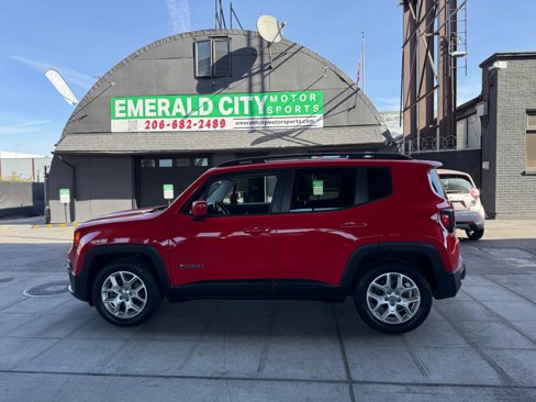 Used 2016 Jeep Renegade Latitude w/ Popular Equipment Group image 9