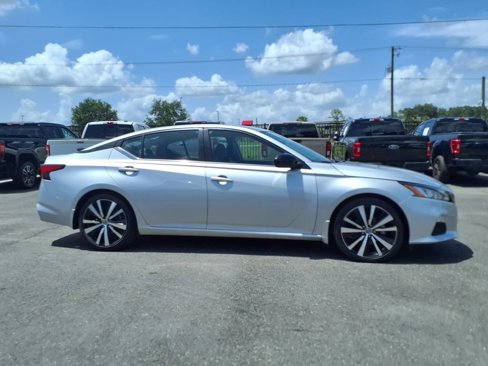 Used 2022 Nissan Altima 2.5 SR image 8