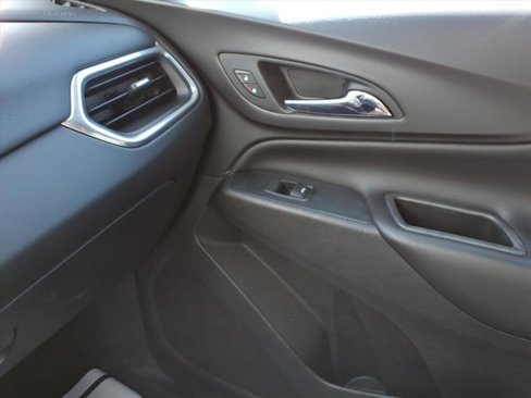 Used 2019 Chevrolet Equinox LT image 28
