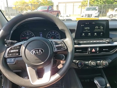 Used 2020 Kia Forte LXS image 21