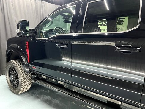 Used 2025 Ford F450 Lariat w/ FX4 Off-Road Package image 6
