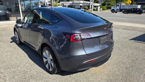 Used 2023 Tesla Model Y Long Range image 7